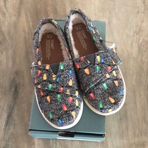 Charcoal glow in the dark tree lights slip ons